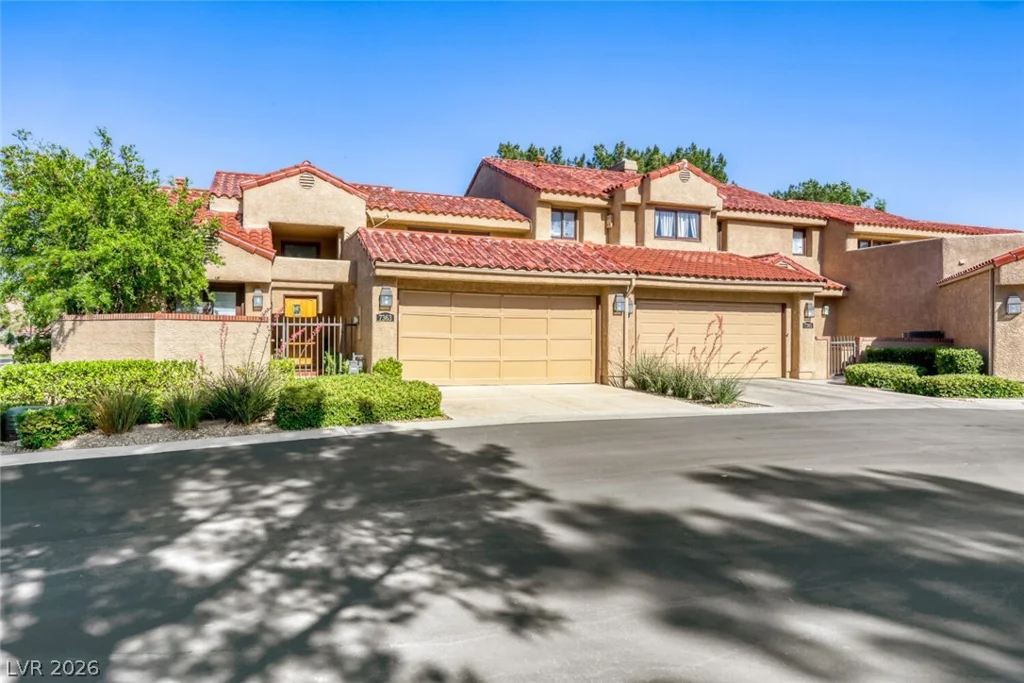 7363 Mission Hills, Las Vegas, NV 89113