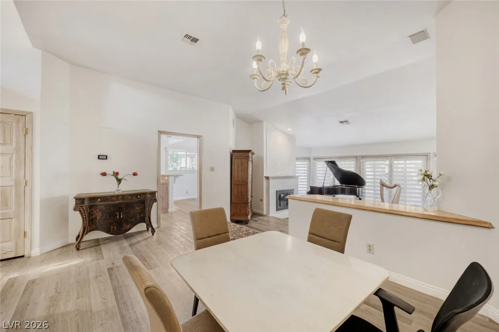 7363 Mission Hills, Las Vegas, NV 89113