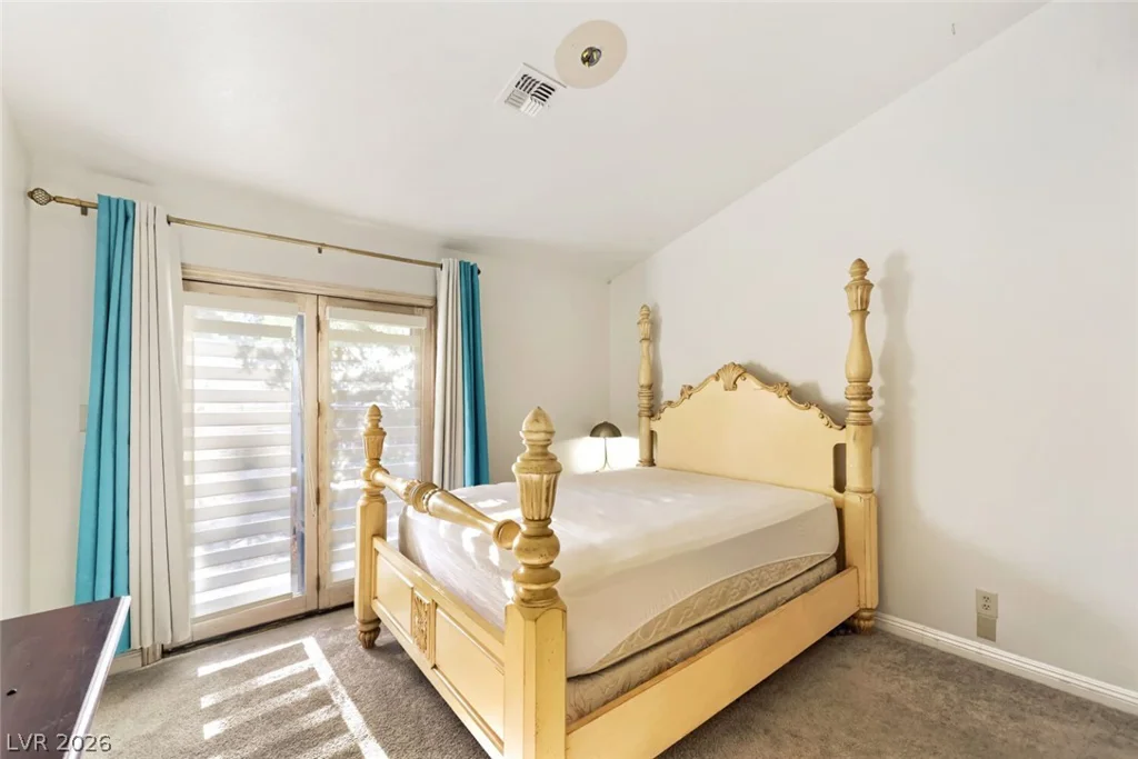 7363 Mission Hills, Las Vegas, NV 89113