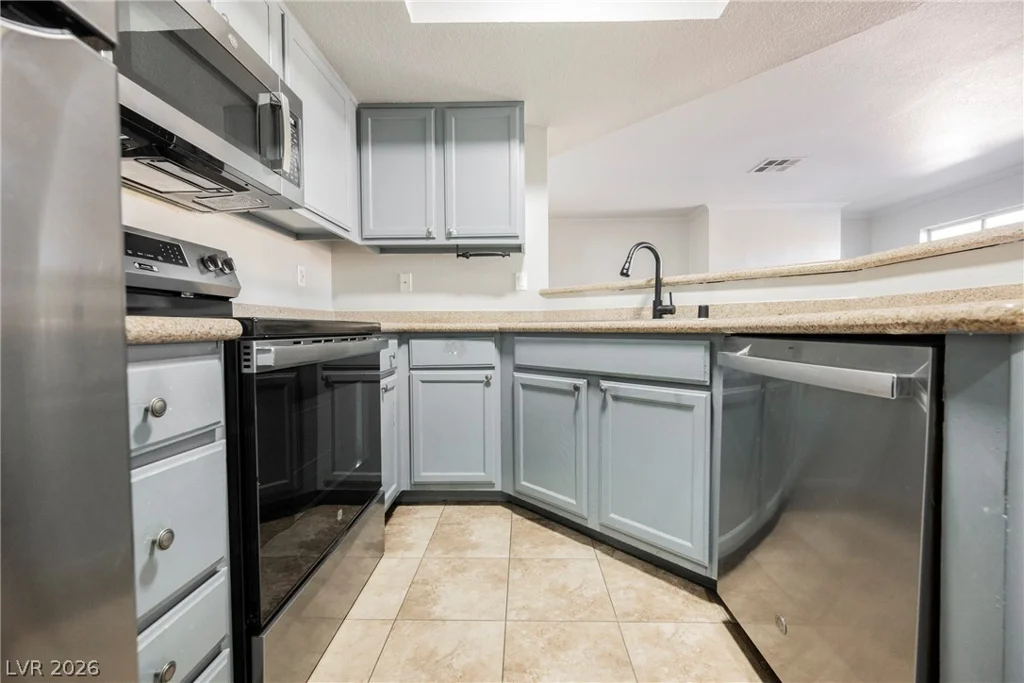 8600 Charleston, Las Vegas, NV 89117