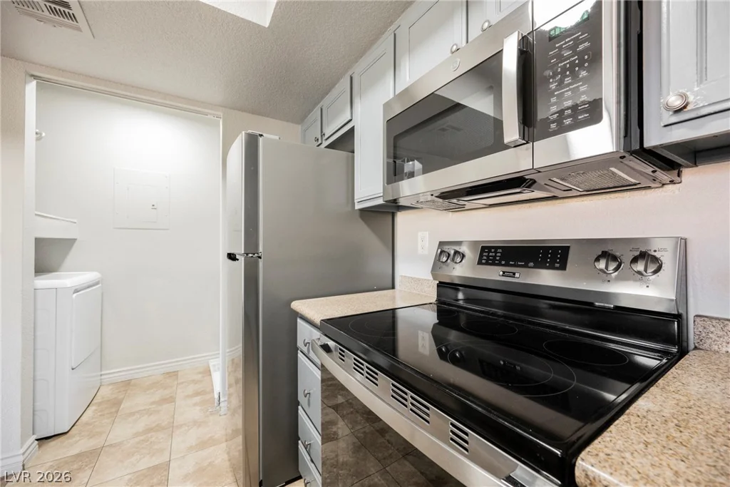 8600 Charleston, Las Vegas, NV 89117