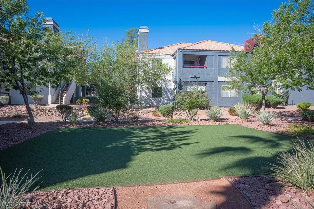 8600 Charleston, Las Vegas, NV 89117