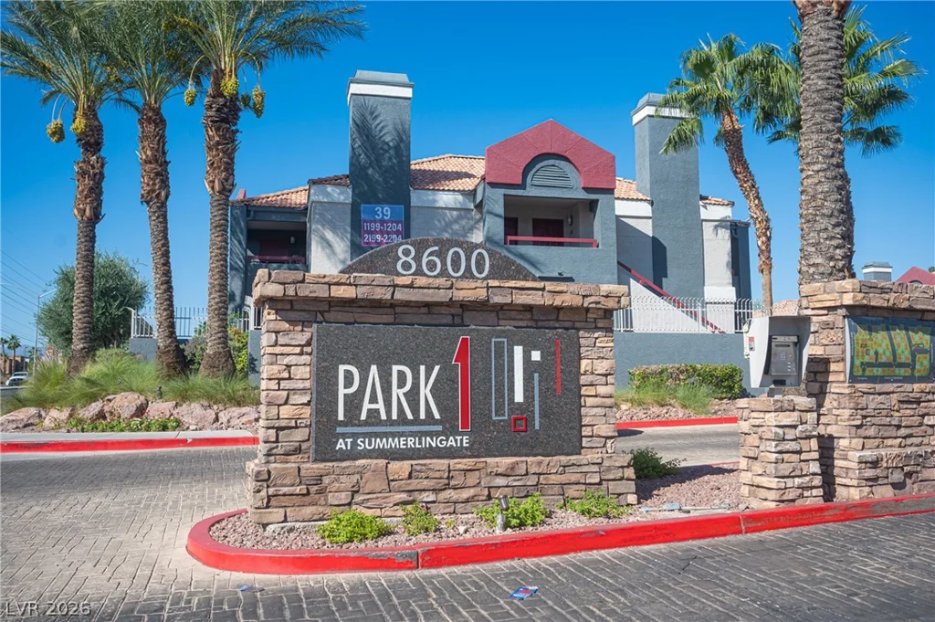 8600 Charleston, Las Vegas, NV 89117
