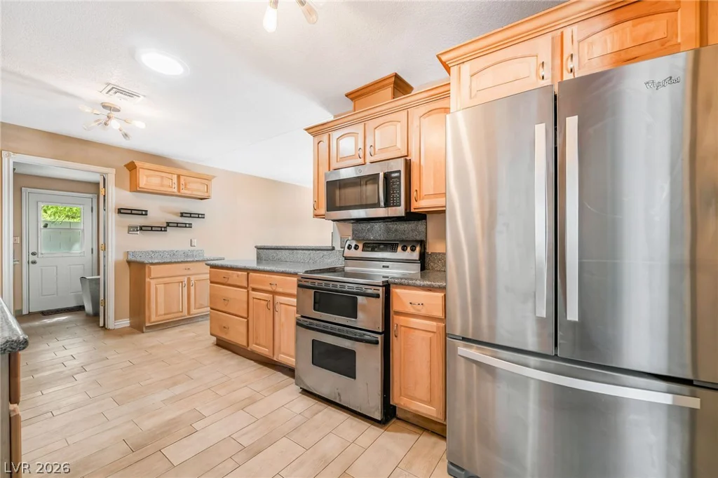 6675 Five Pennies, Las Vegas, NV 89120