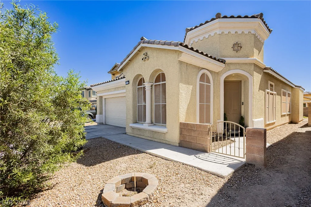2632 Rainbow Glow, North Las Vegas, NV 89030