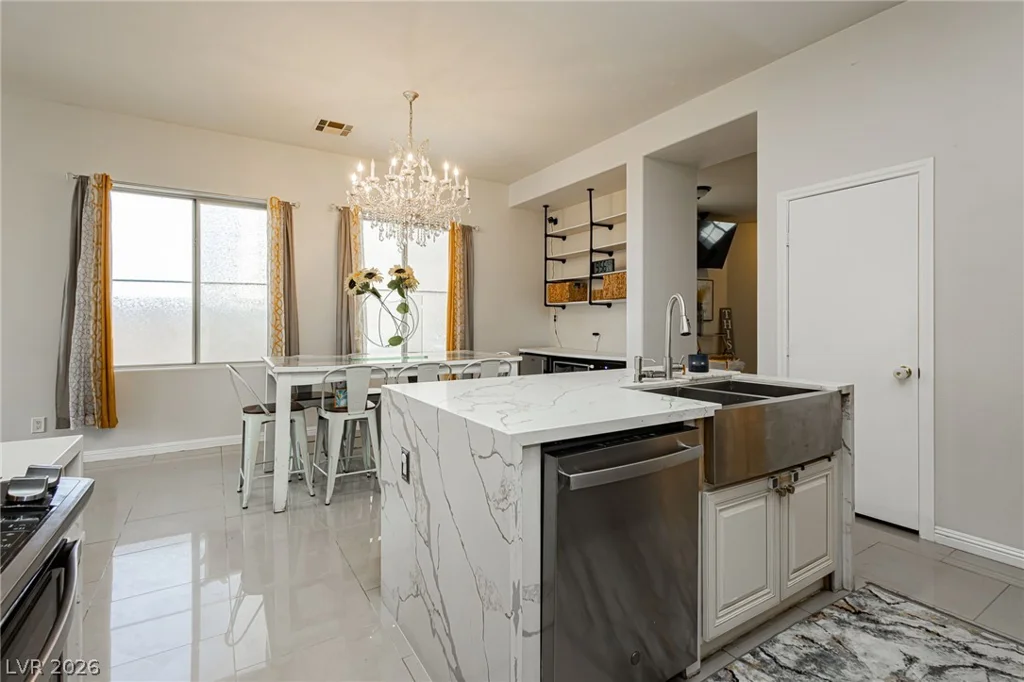 2632 Rainbow Glow, North Las Vegas, NV 89030