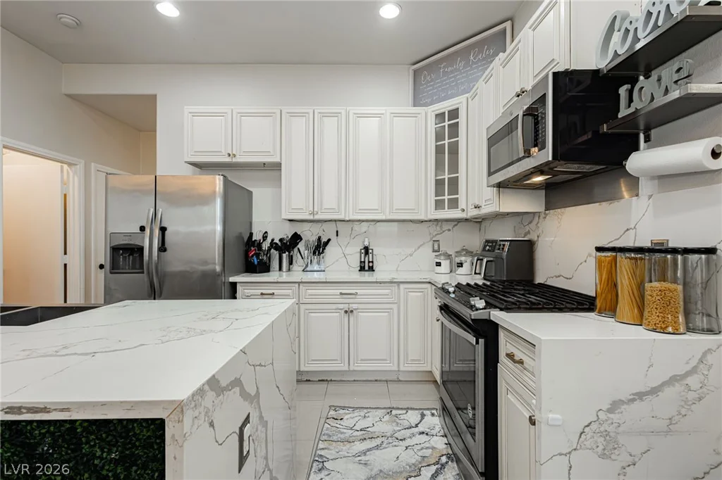 2632 Rainbow Glow, North Las Vegas, NV 89030