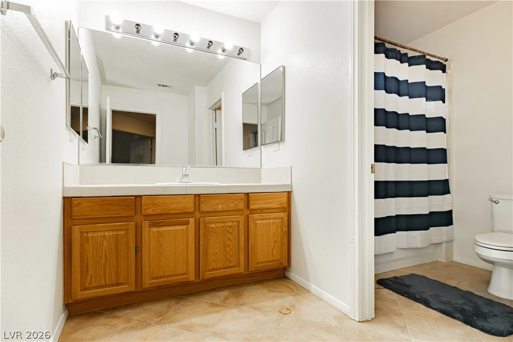 495 Greenslopes, Las Vegas, NV 89110