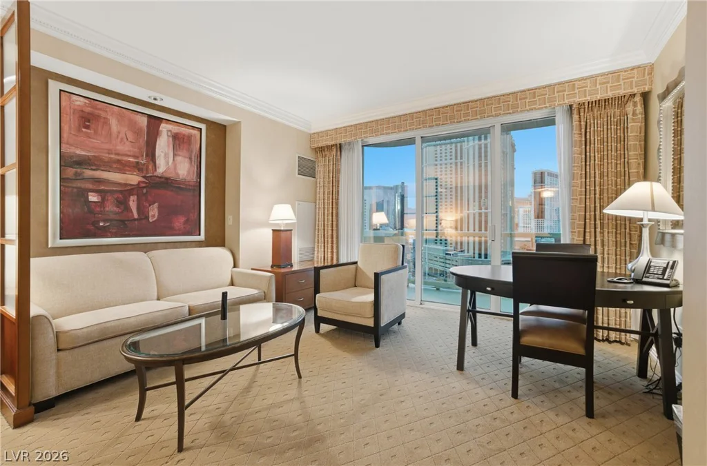 145 Harmon, Las Vegas, NV 89109