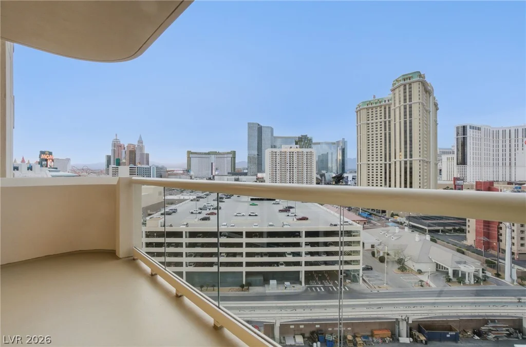 145 Harmon, Las Vegas, NV 89109