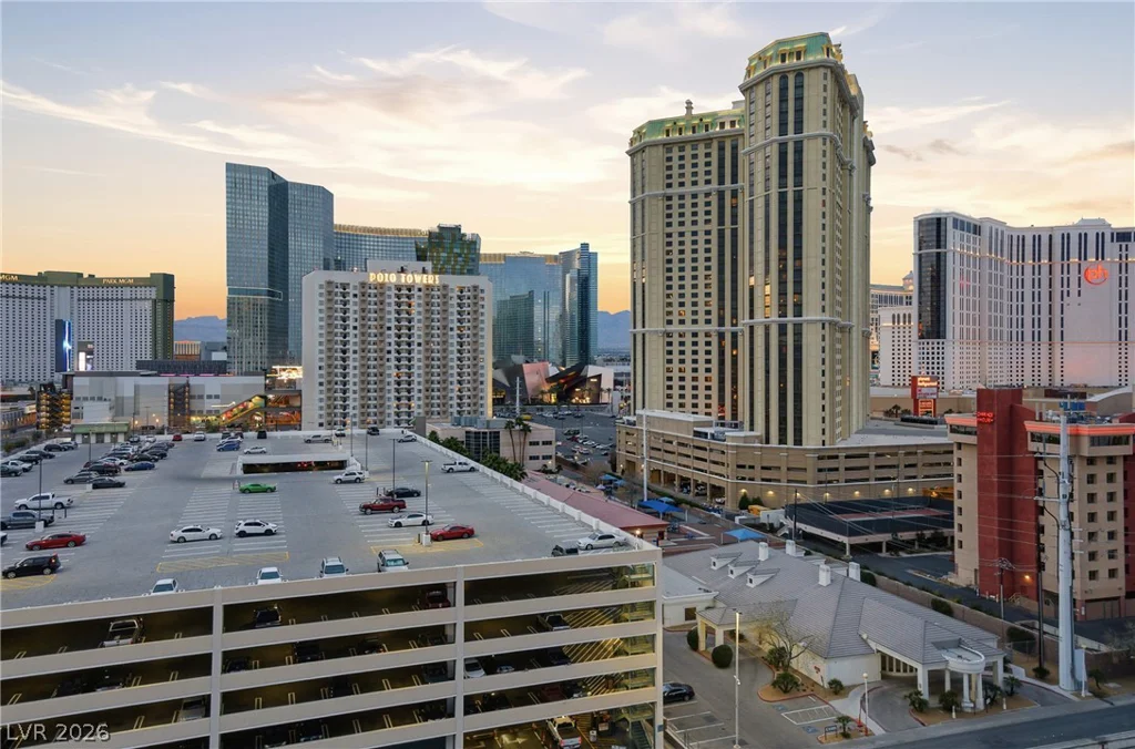 145 Harmon, Las Vegas, NV 89109