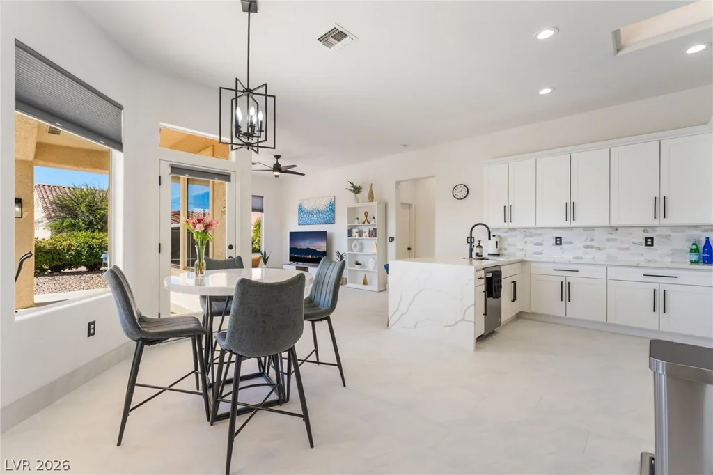 10805 Clarion, Las Vegas, NV 89134