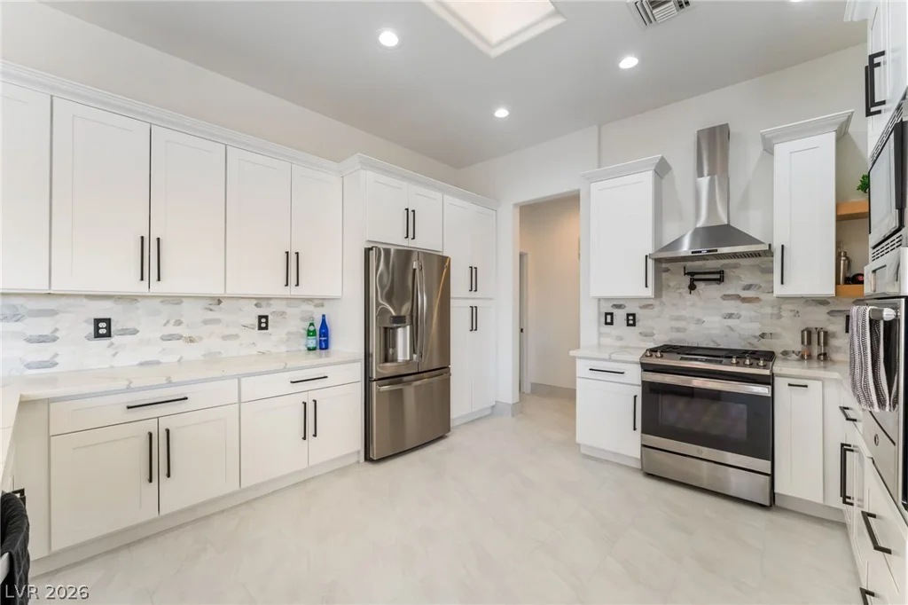10805 Clarion, Las Vegas, NV 89134