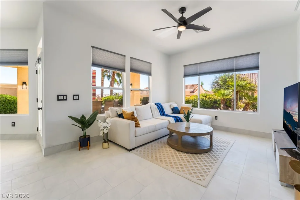 10805 Clarion, Las Vegas, NV 89134
