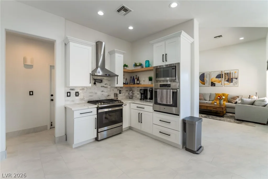 10805 Clarion, Las Vegas, NV 89134