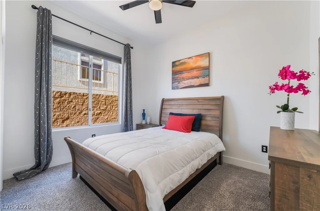 10805 Clarion, Las Vegas, NV 89134