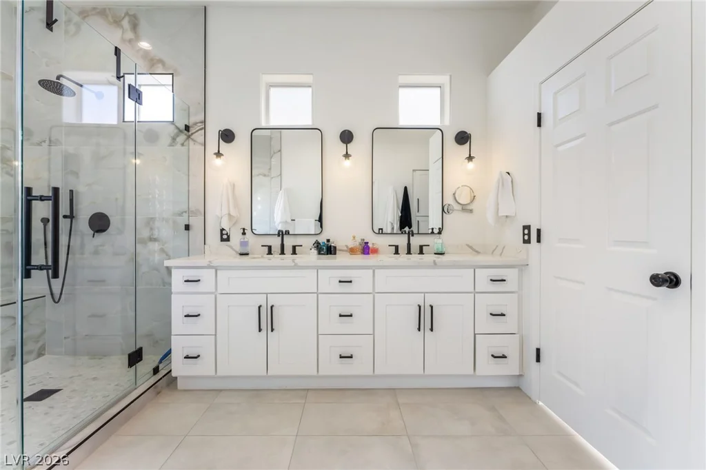10805 Clarion, Las Vegas, NV 89134
