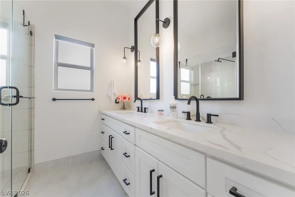 10805 Clarion, Las Vegas, NV 89134
