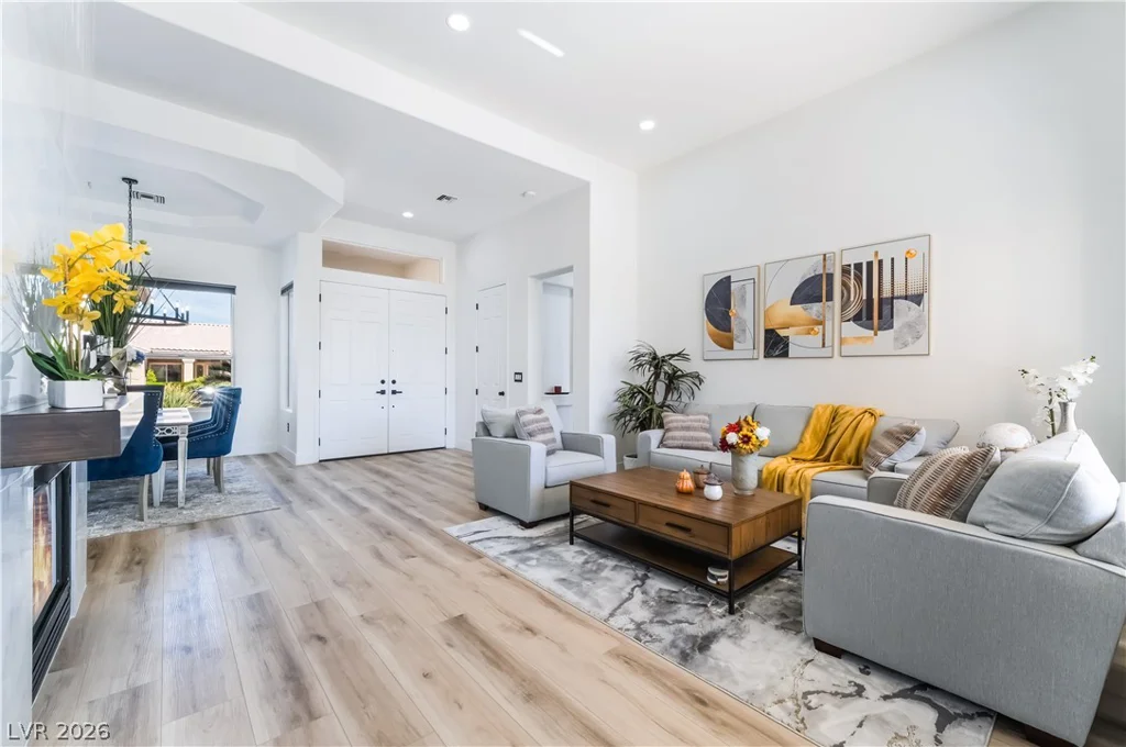 10805 Clarion, Las Vegas, NV 89134