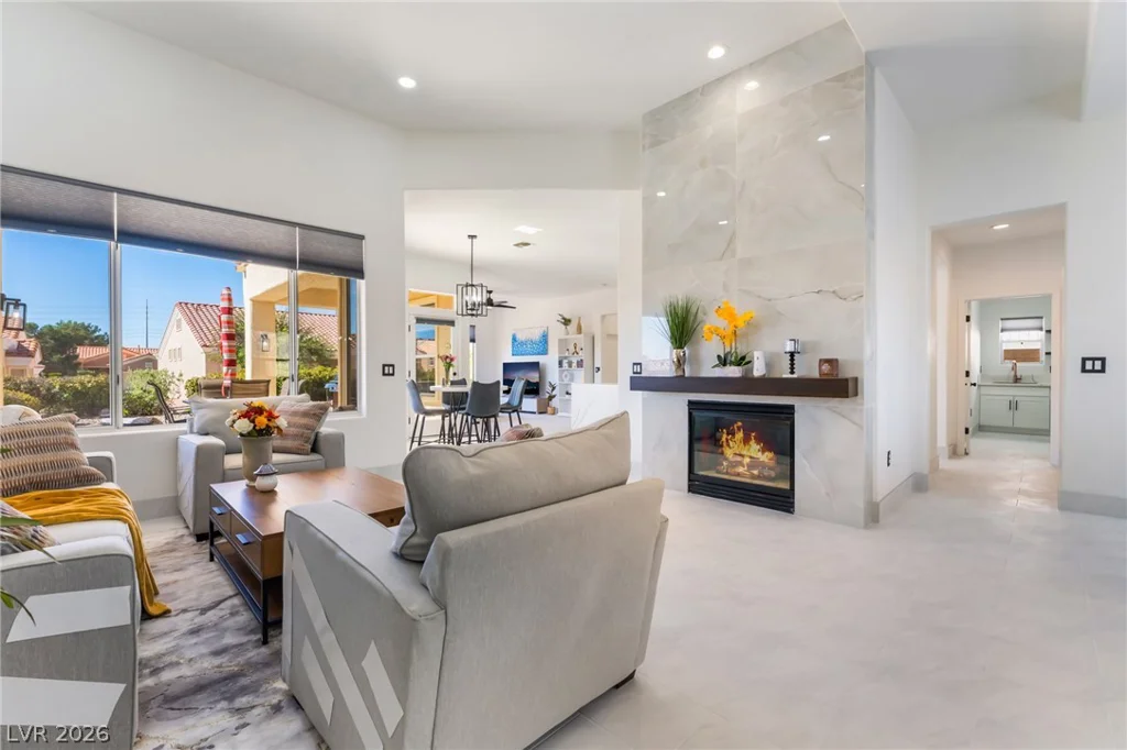 10805 Clarion, Las Vegas, NV 89134