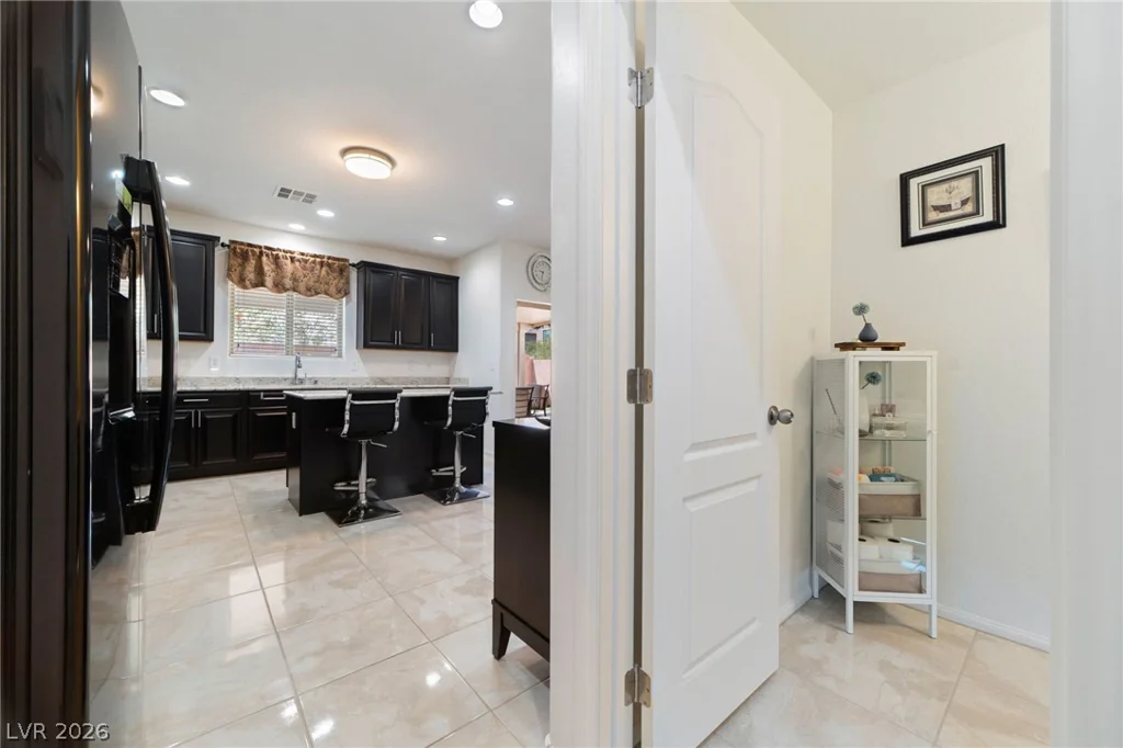 10760 Centerville Bay, Las Vegas, NV 89179