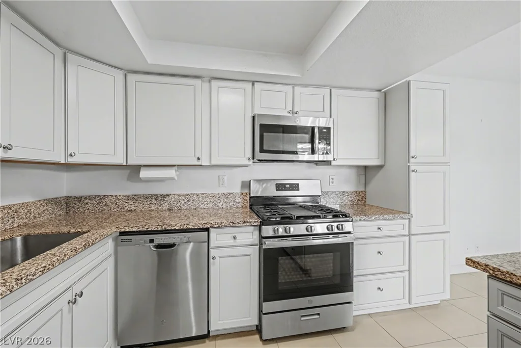 5620 Roseridge, Las Vegas, NV 89107