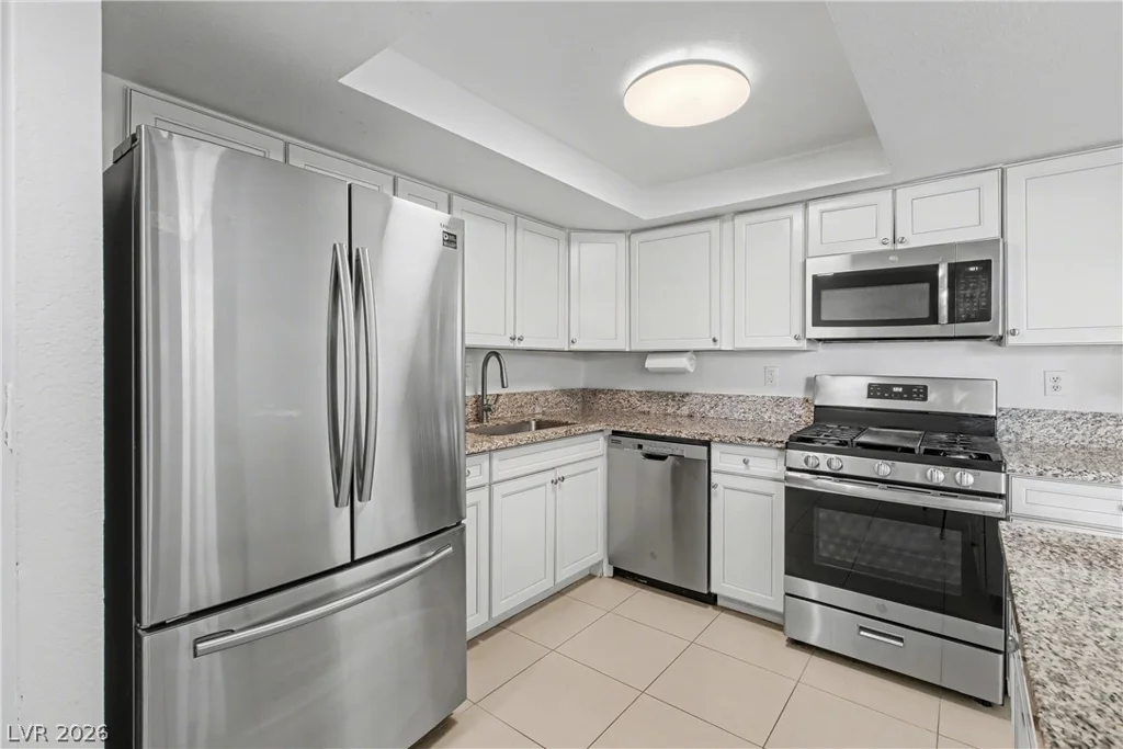 5620 Roseridge, Las Vegas, NV 89107