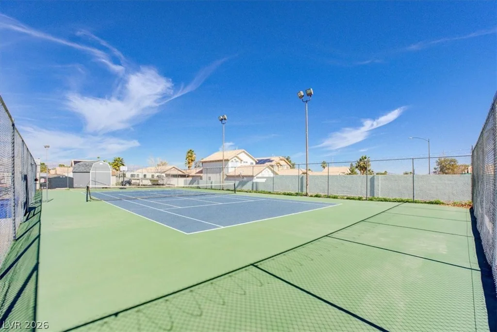 5620 Roseridge, Las Vegas, NV 89107