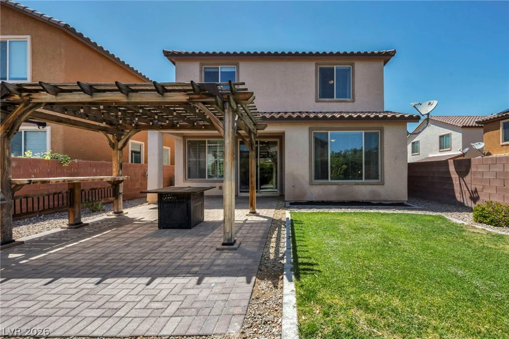 10982 Great Sioux, Las Vegas, NV 89179