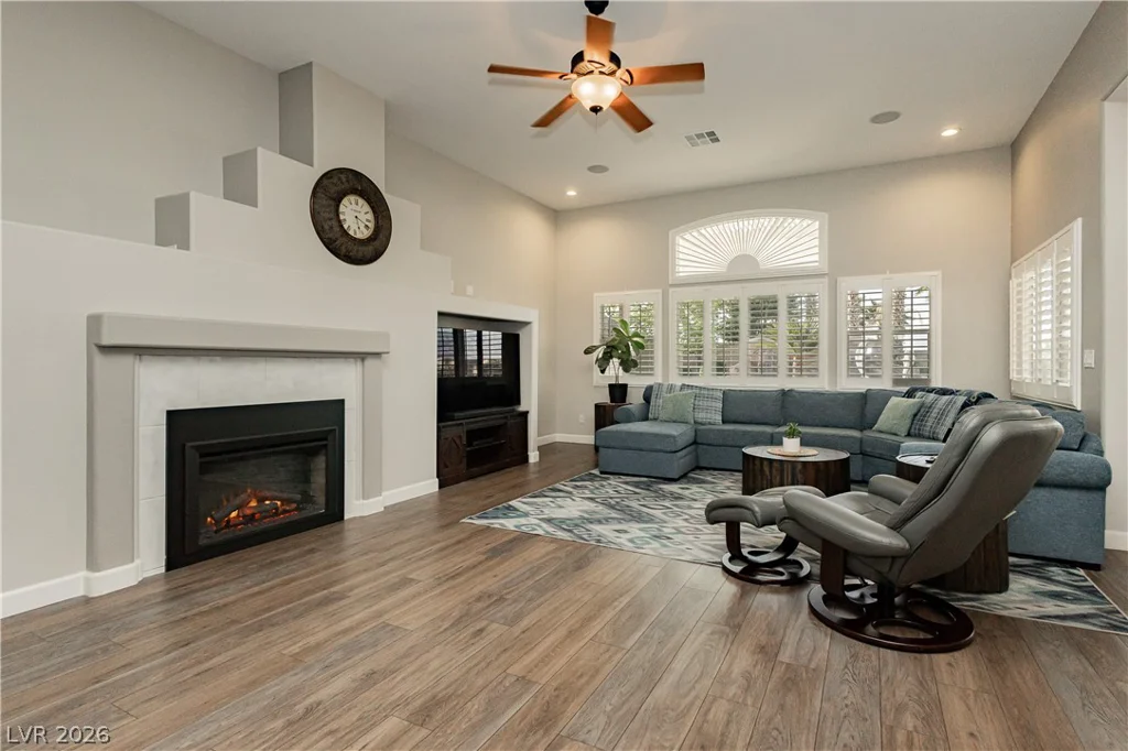 8932 Mannix, Las Vegas, NV 89143