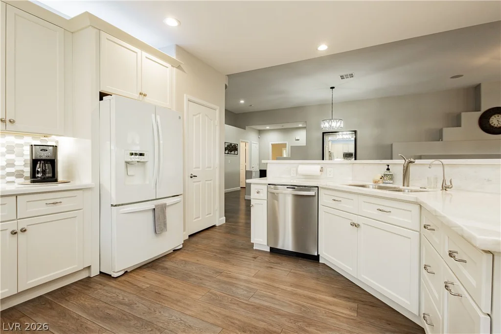 8932 Mannix, Las Vegas, NV 89143
