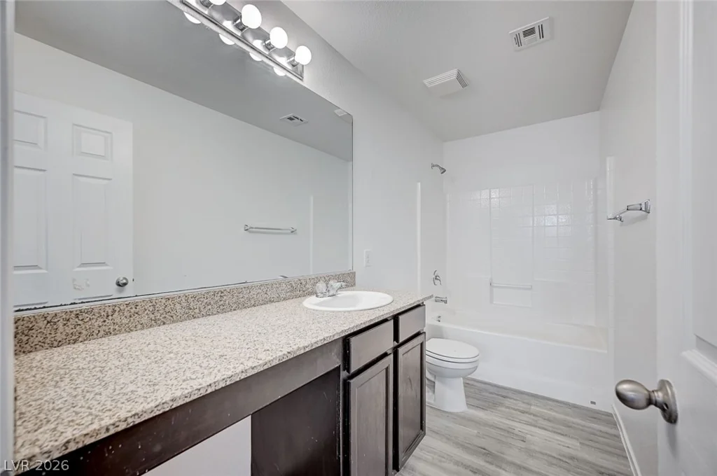 10837 Hunters Green, Las Vegas, NV 89166