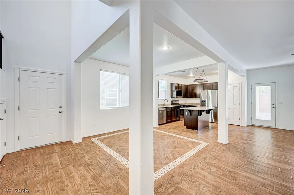 10837 Hunters Green, Las Vegas, NV 89166