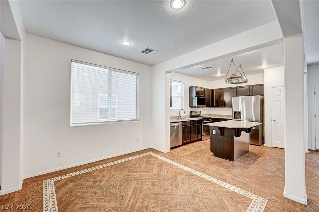 10837 Hunters Green, Las Vegas, NV 89166