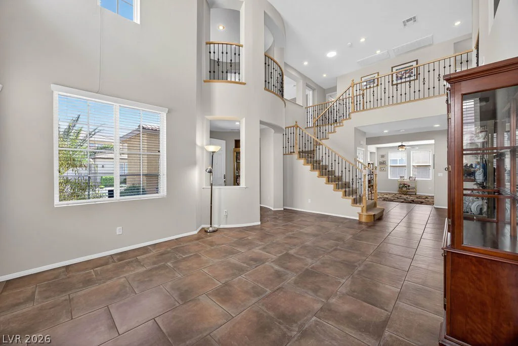 7704 Mesa Verde, Las Vegas, NV 89113