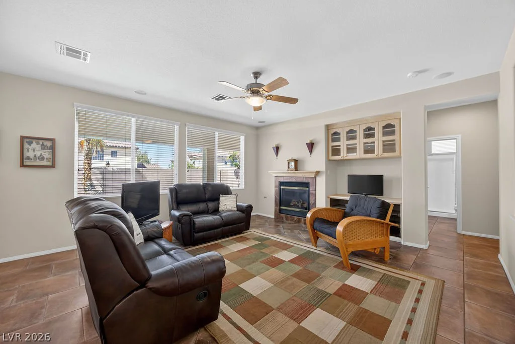 7704 Mesa Verde, Las Vegas, NV 89113