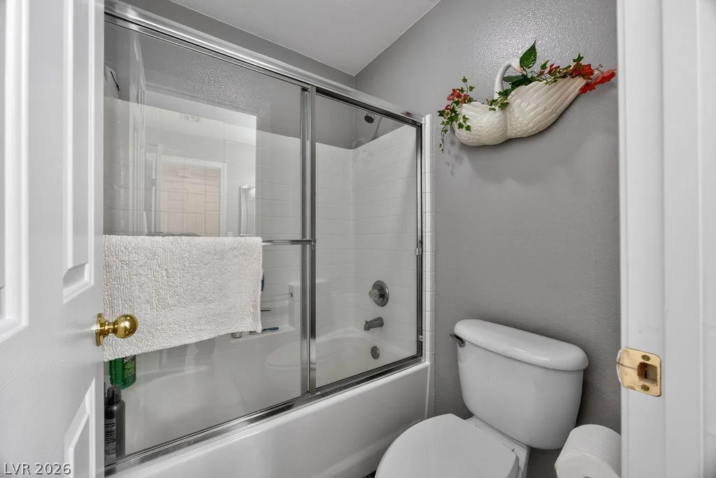 7704 Mesa Verde, Las Vegas, NV 89113