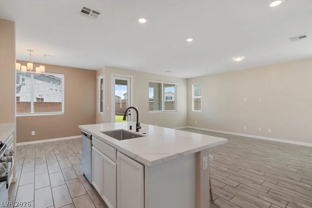 7010 Calvert Cliffs, North Las Vegas, NV 89084