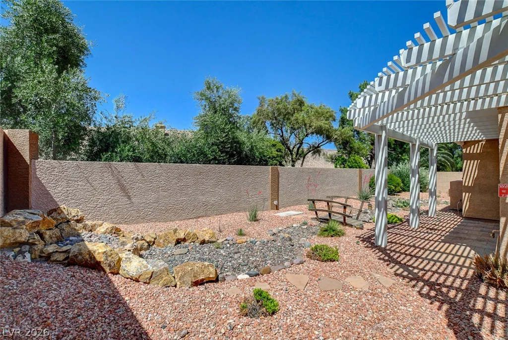 223 Chestnut Ridge, Henderson, NV 89012
