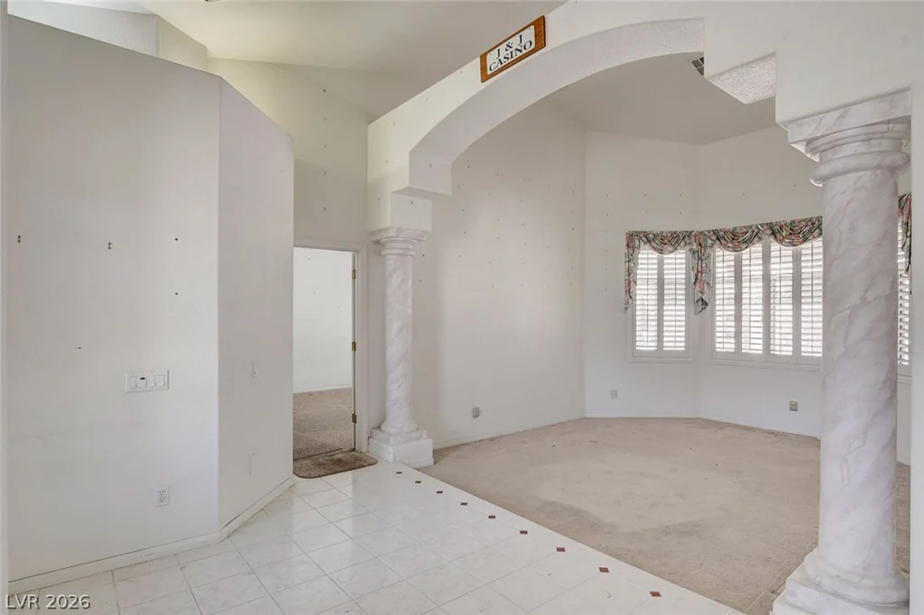 223 Chestnut Ridge, Henderson, NV 89012