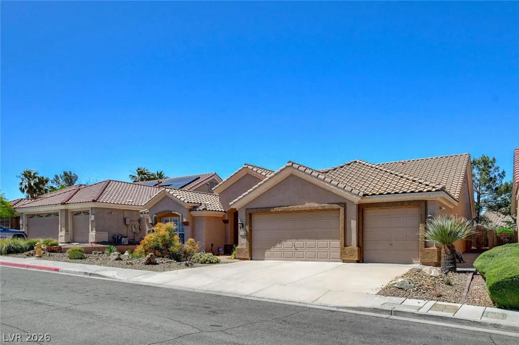 223 Chestnut Ridge, Henderson, NV 89012