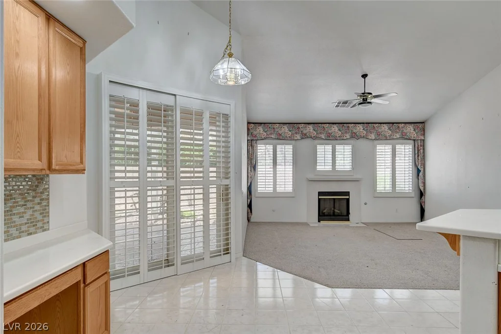 223 Chestnut Ridge, Henderson, NV 89012