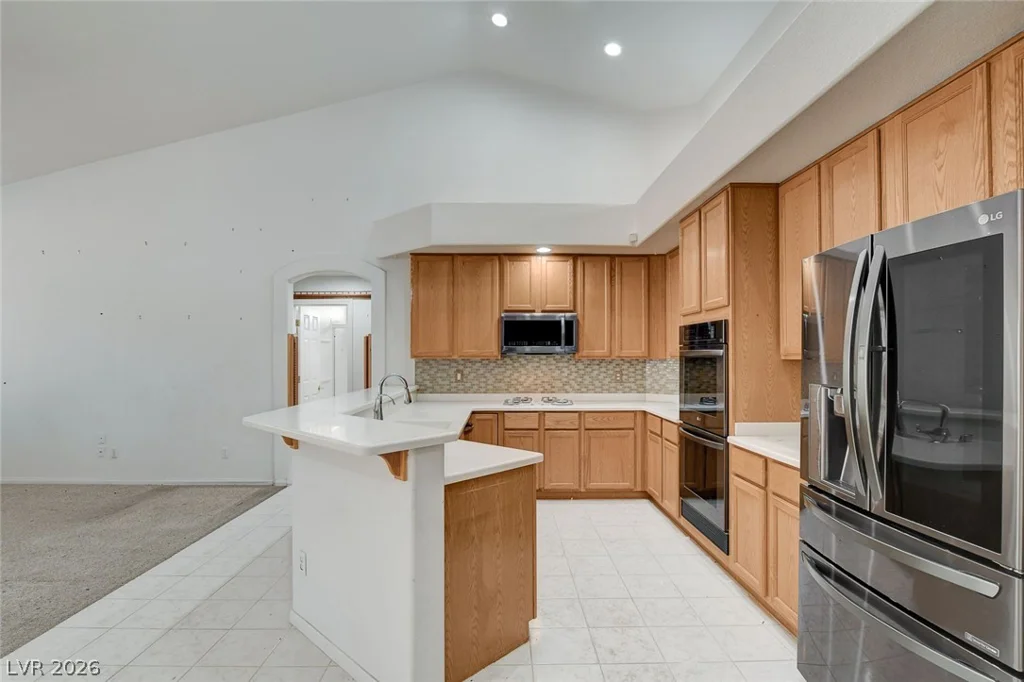 223 Chestnut Ridge, Henderson, NV 89012