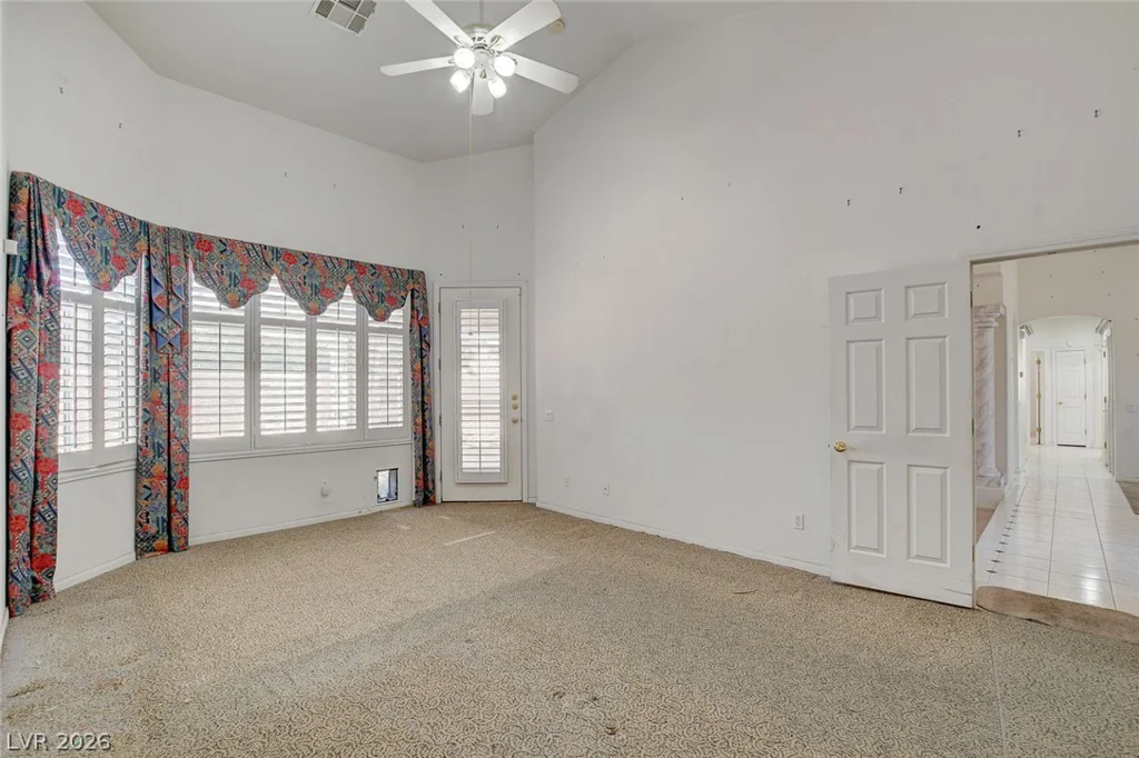 223 Chestnut Ridge, Henderson, NV 89012
