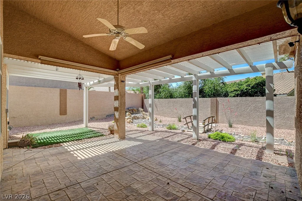 223 Chestnut Ridge, Henderson, NV 89012