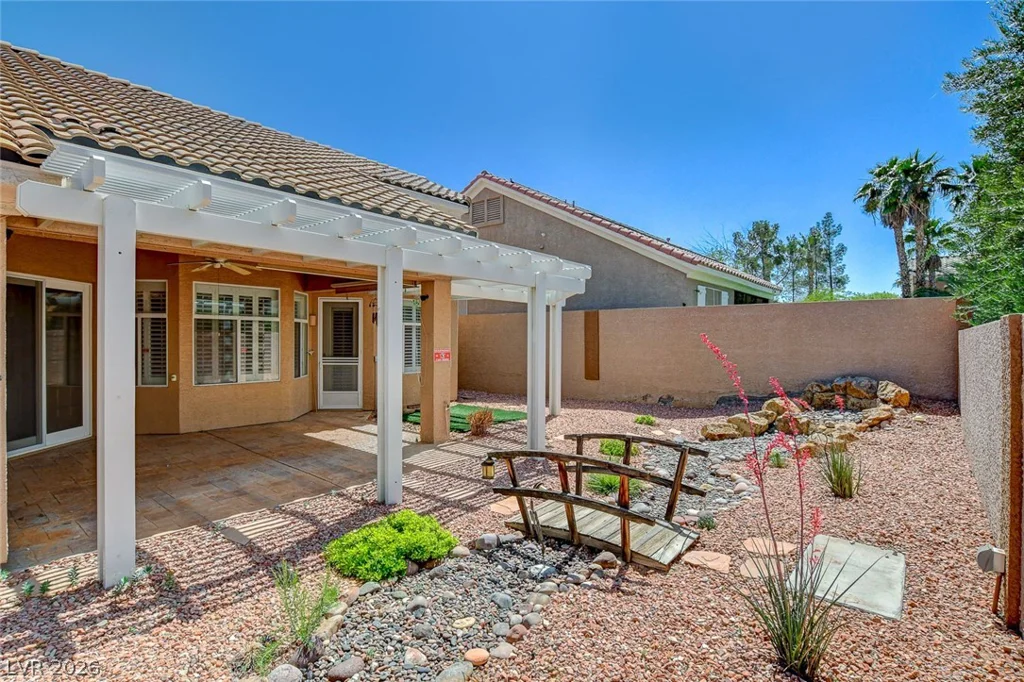 223 Chestnut Ridge, Henderson, NV 89012