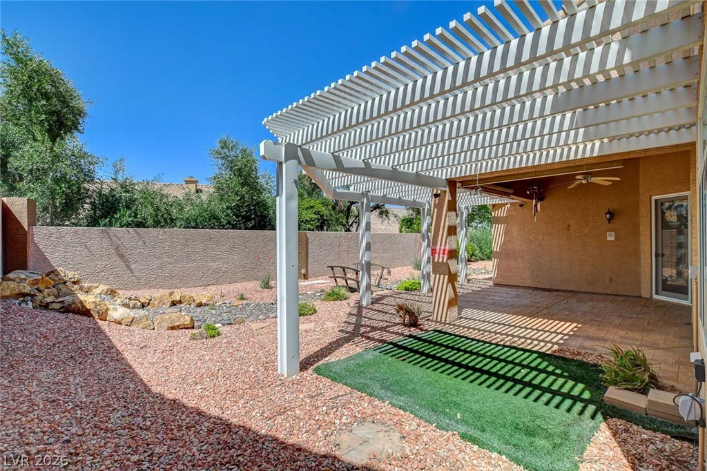 223 Chestnut Ridge, Henderson, NV 89012