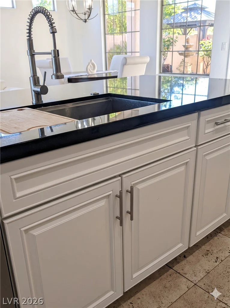 17 Glade Water, Henderson, NV 89052