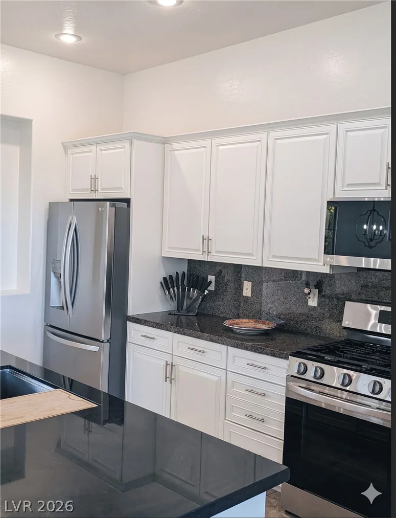 17 Glade Water, Henderson, NV 89052