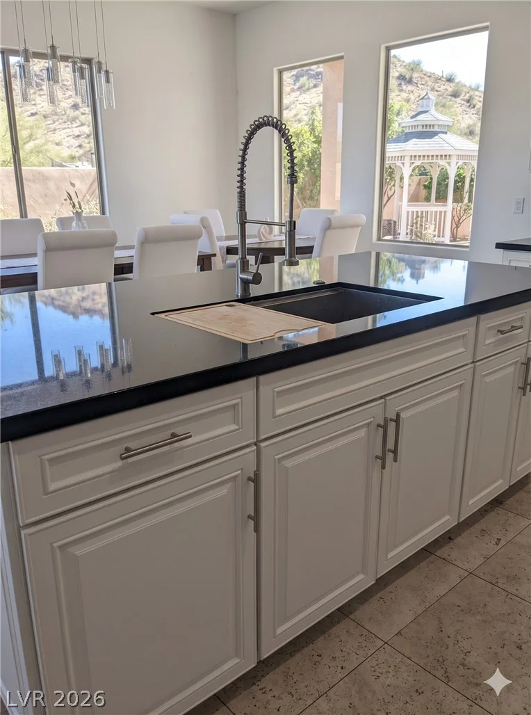 17 Glade Water, Henderson, NV 89052